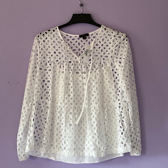J. Crew Tops - JCREW white long sleeve top size M